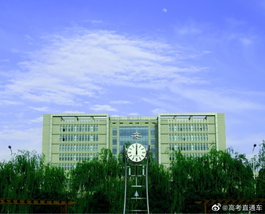 江西省赣州市赣县湖新光荣敬老院