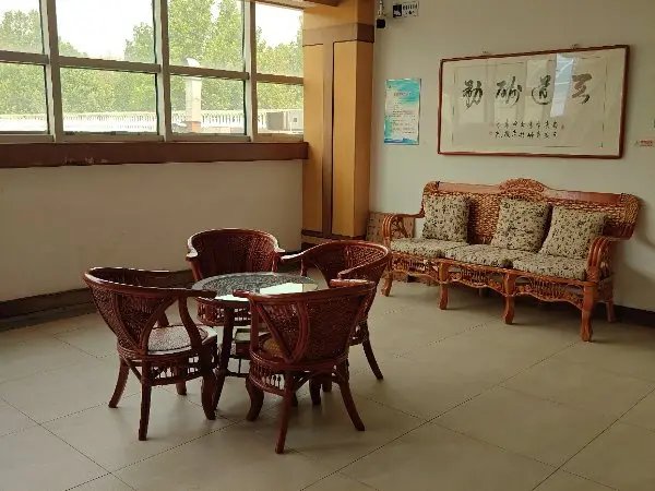浙江省杭州市江干区四季青乡常青村老人乐园