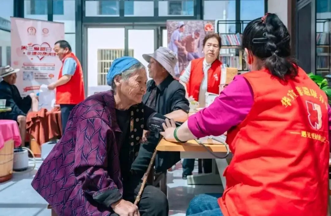 甘肃省兰州市榆中县中心敬老