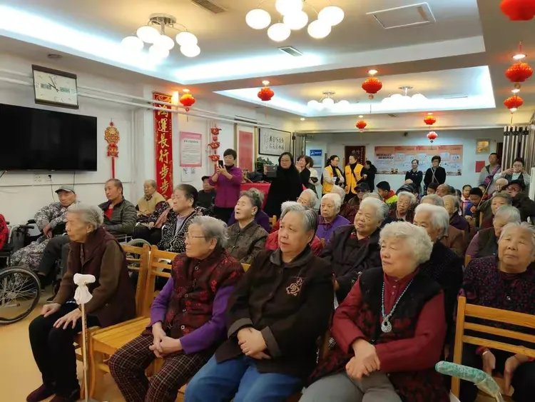 山东省青岛市市南区乐万家济南路老年公寓