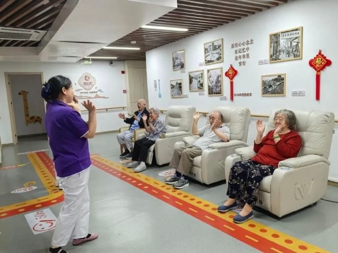 江苏省南通市崇川区虹桥街道居家养老服务站14