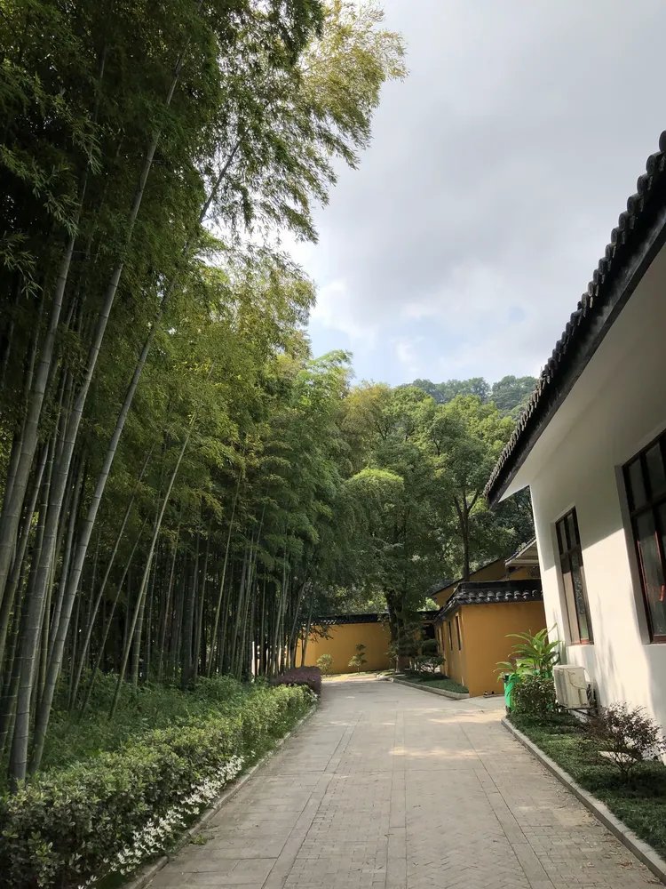 江苏省苏州市吴中区佛教安养院灵岩山分部