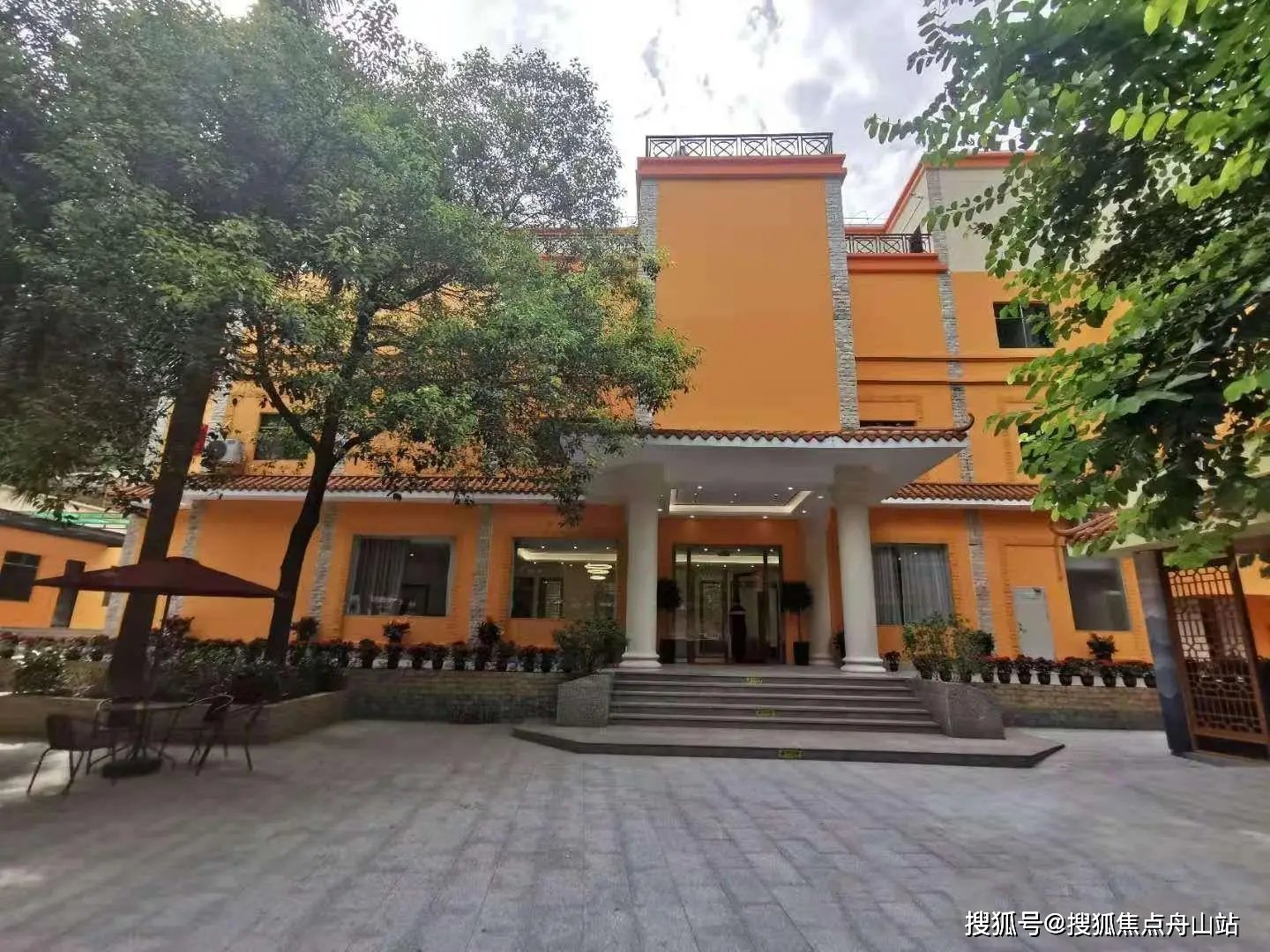 广东省广州市白云区老人院