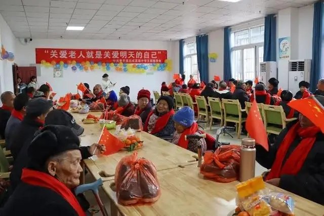 江西省赣州市信丰县西牛镇黄泥敬老院
