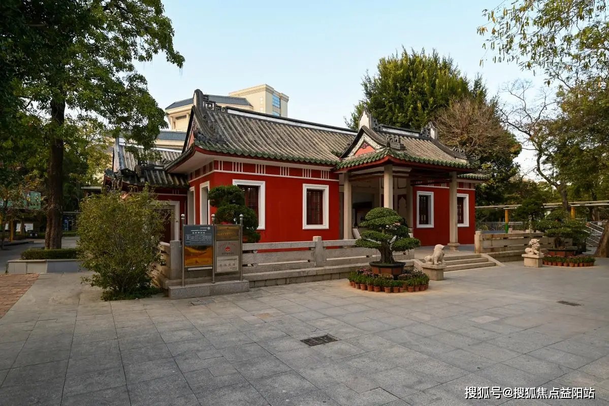 广东省广州市白云区天鸿花园颐老院