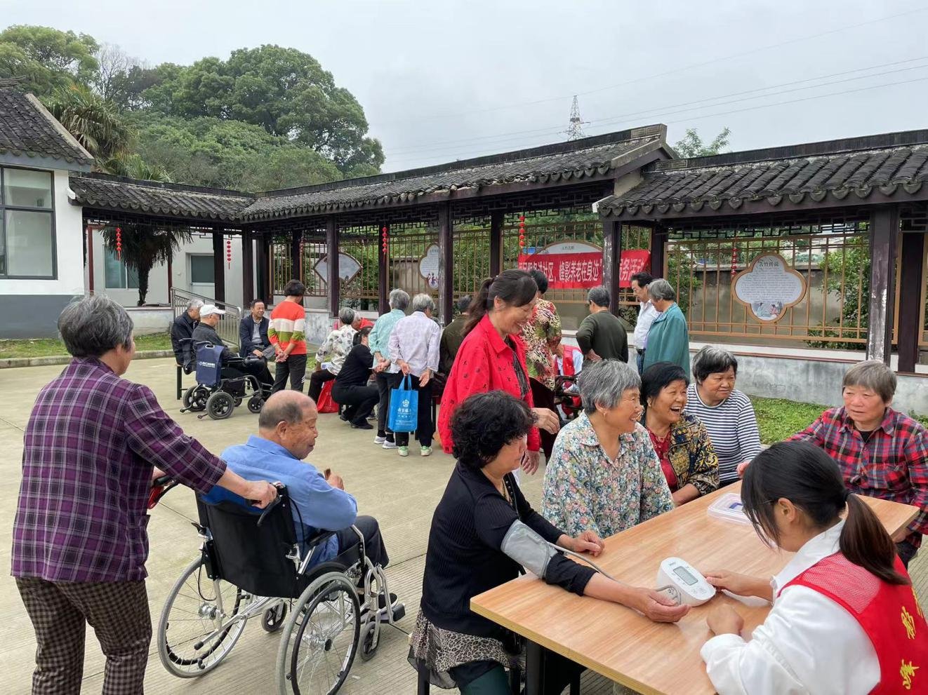 江苏省南通市崇川区狼山镇街道居家养老服务站2