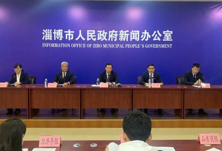 青海省黄南州同仁县热贡敬老