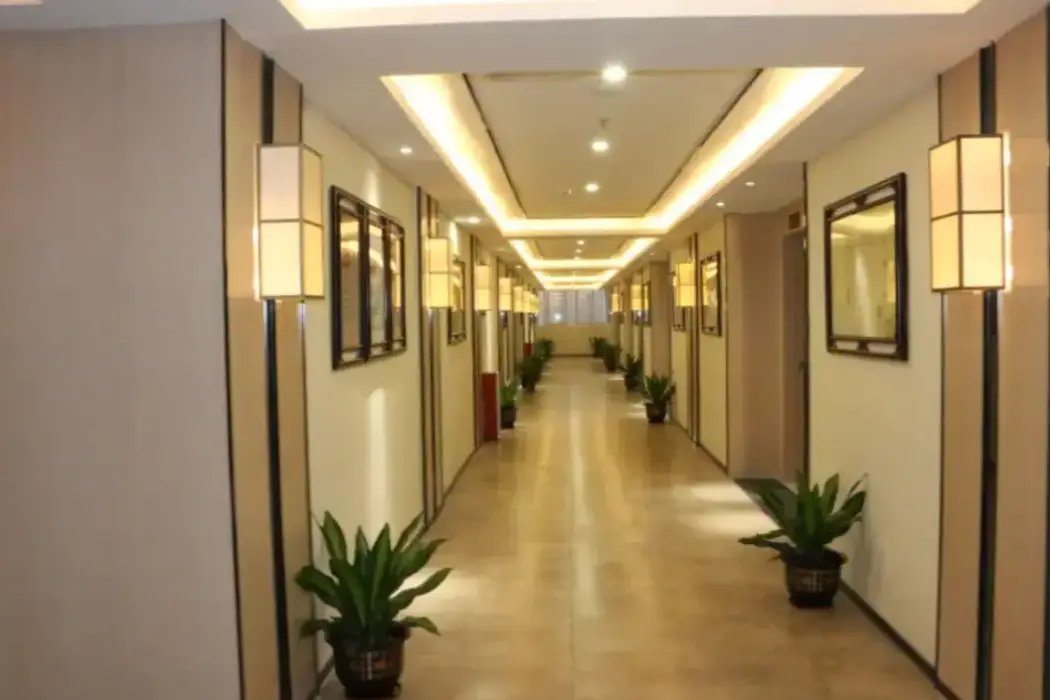 广东省广州市花都区新华街颐养院