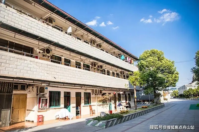 上海市宝山区宝林四村敬老院