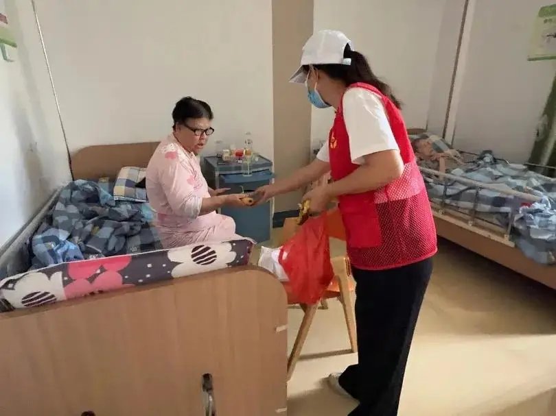 福建省厦门市海沧区爱心护理院