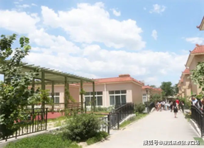北京朝阳区圣泽峰三间房老年公寓