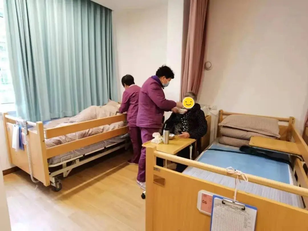 上海徐汇区长桥街道敬老院