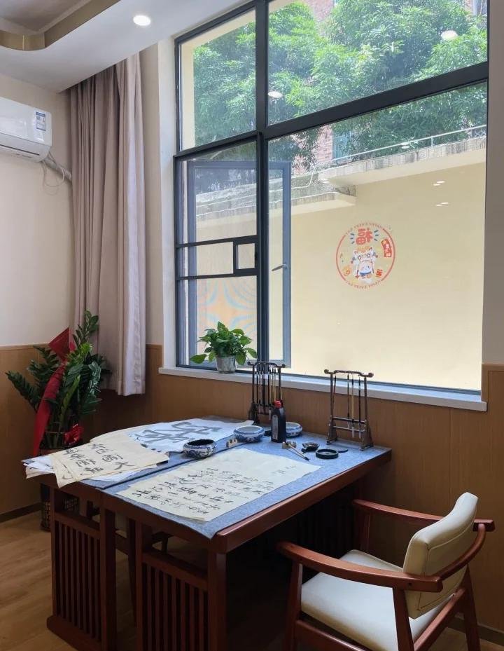 西安滨河荣华养老服务中心