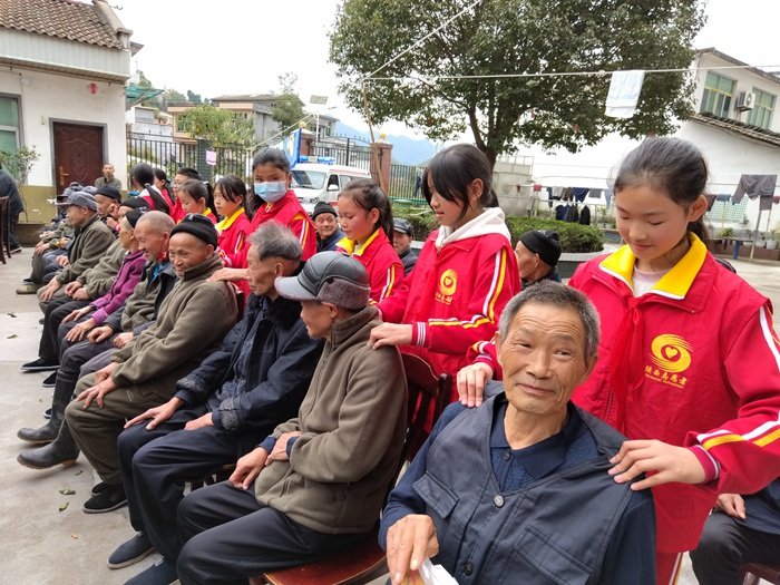 汉阴县旋涡镇上七敬老院