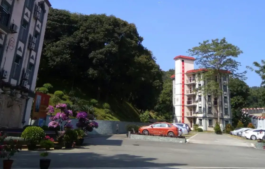 广州市天鹿湖老年人护理中心有限公司(甲子园养老院）
