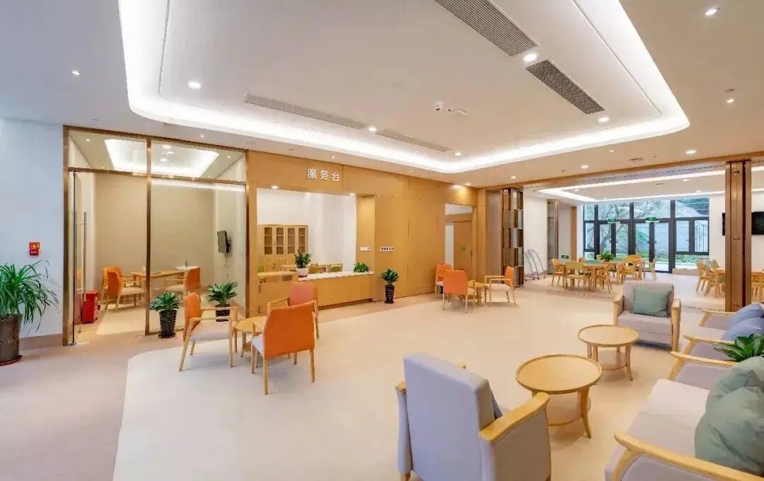 费县长护康复养老院