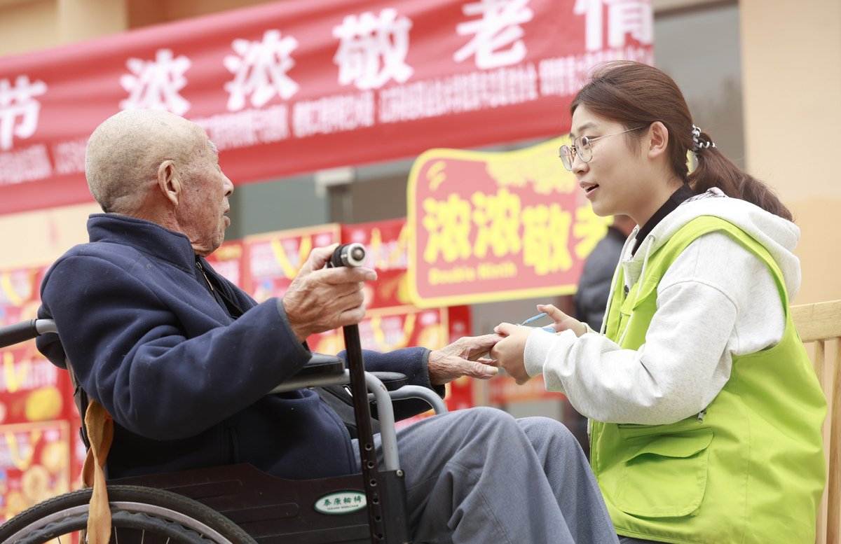 候东仪农村幸福晚年驿站