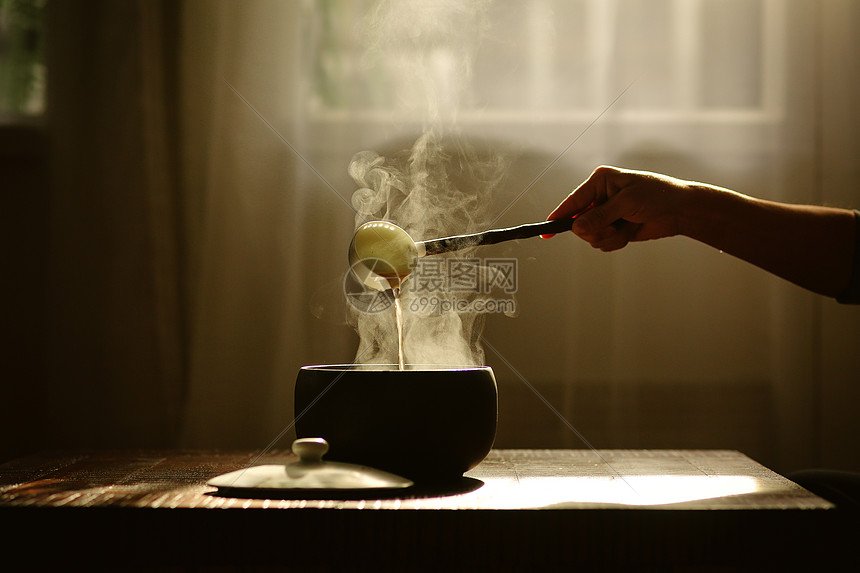 崖头街道小孙家暖心食堂