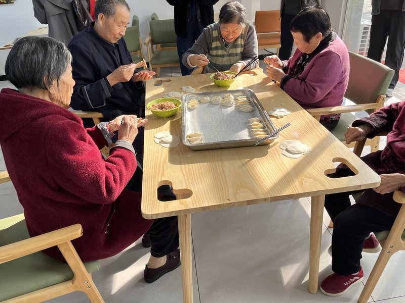 车古村暖心食堂