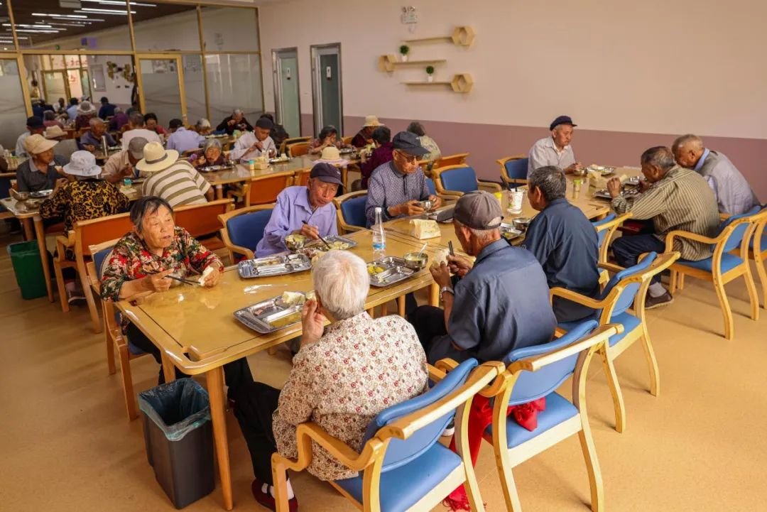 荣成市桃园街道嘉和社区老年人日间照料中心